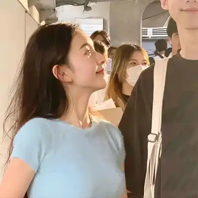  2023最新成熟真人情侣头像