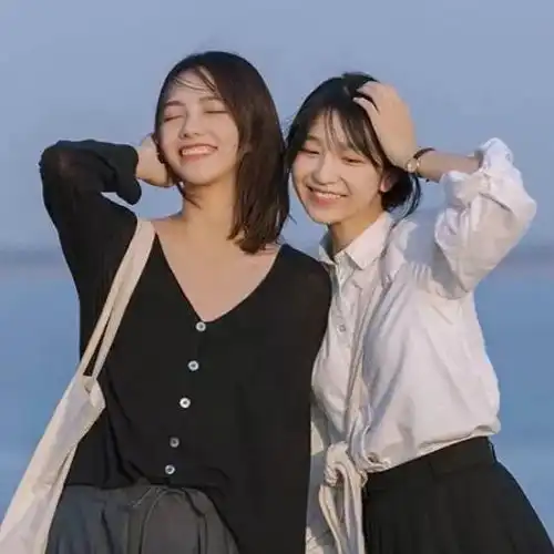 女生头像闺蜜情谊深似海