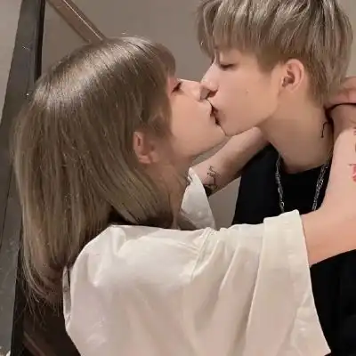 适合做永久情侣头像ins真人超级甜蜜不知不觉怀念你的日子比过程还长了....