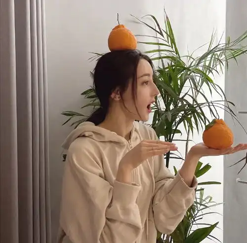  内娱不能没有迪丽热巴美女晒照营业超可爱