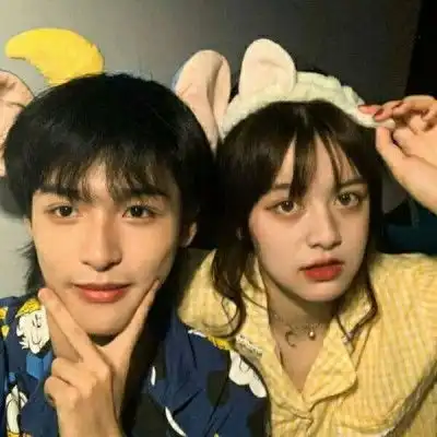  高甜神仙情头怀着爱意带着虔诚保持温柔追逐星星