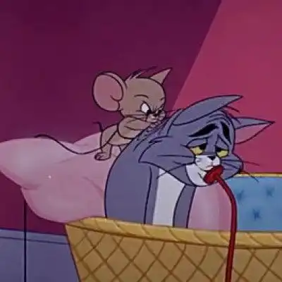  猫和老鼠情侣头像.