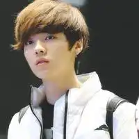  明星伤感带字图微信头像图片大全