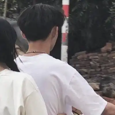  专属情头这个图库里的情头真的好丑,还没有我的好看