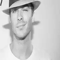  外国沧桑带胡子头像男微信头像图片大全