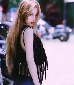  吊梢眼高马尾妆容辣眼baby出道旧照遭吐槽,如今终于找对路线