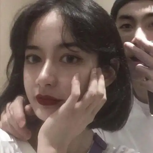  请收好今晚的月亮,和我爱你