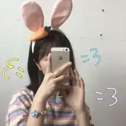 闺蜜头像真人版两张一人一张可爱时而傻笑时而心酸