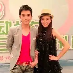  蒋欣把叶祖新当亲人黄宗泽偷瞄胡杏儿好有爱明星对前任态度大不同