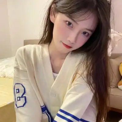  女头少女的眼应该满怀清明大意和温柔阳光