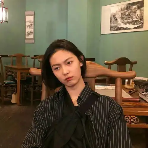  夜还很长余生也是需要留点力气重新等待