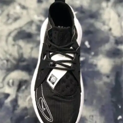  nike耐克华莱士九代男女轻便透气缓震运动休闲跑步鞋