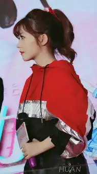  侧脸线条大赏轮廓之美