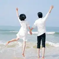  微信头像牵手漫步海滩微信头像图片大全