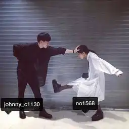  情侣头像哪位亲有另一张情侣头像啊帮个忙啊万分感谢