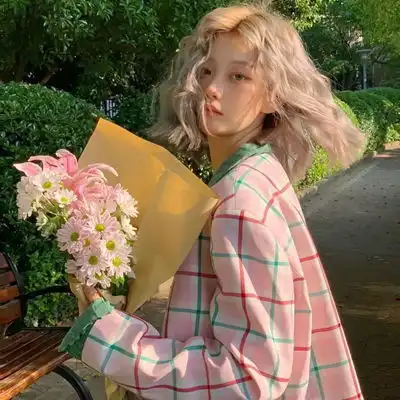  2023最新甜美小清新女生微信头像