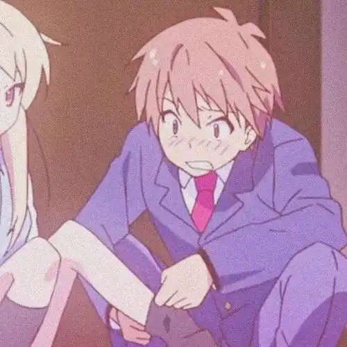  情侣头像比起被人左右情绪的生活我更喜欢无人问津的日子