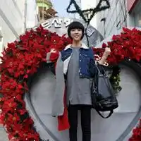  求白婚纱黑礼服之类的两张单独qq情侣头像