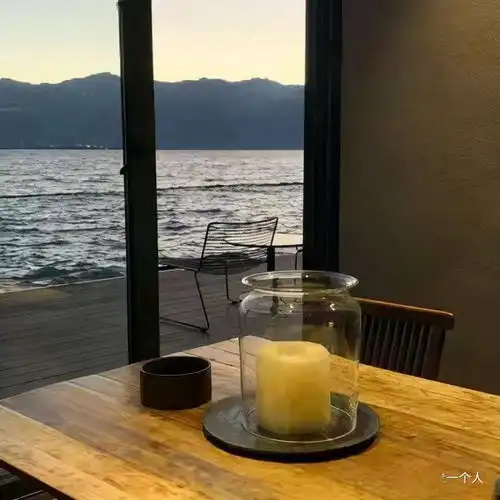  最近读到一些好听的文案