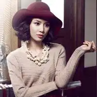  吴雨霏的美女图片微信头像图片大全