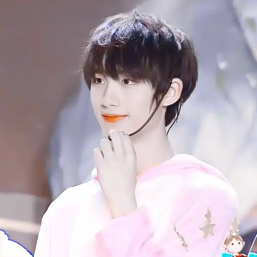  有哪些丁程鑫的头像呀