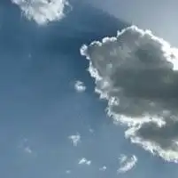  可爱甜蜜的qq情侣头像一左一右