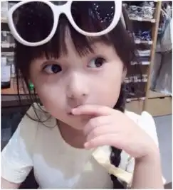  刘楚恬家庭背景惊人刘楚恬爸爸妈妈是谁