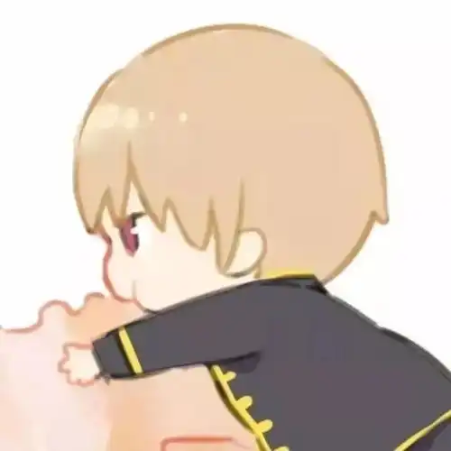  情侣头像不想你只是天上的云朵是你桌上的高数书也是你