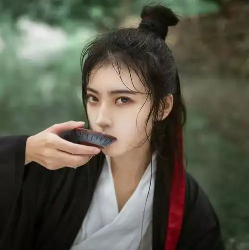 八首劝酒诗,总有一首能让你狂歌痛饮
