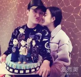  冯绍峰倪妮同班飞机疑复合昔日情侣发型回顾