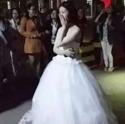  新闻哥宿管阿姨,你不懂爱