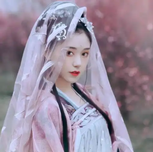  古风真人头像生活烦心事不断,新的破事在角角落落偷偷发芽