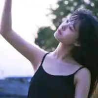 沬然用一杯水的单纯,面对一辈子的复杂