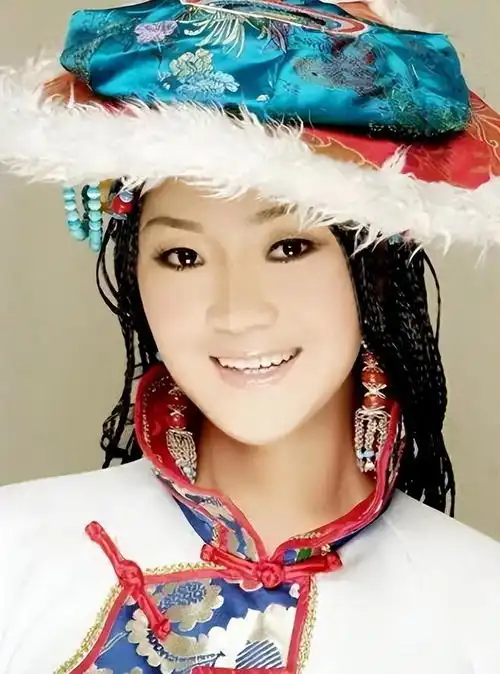  跳梁小丑降央卓玛跌落神坛,不再被世界宽容,刀郎不会原谅