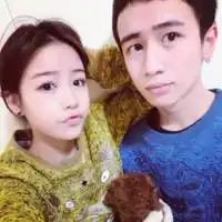  超有爱的情侣头像爱很简单维持太难