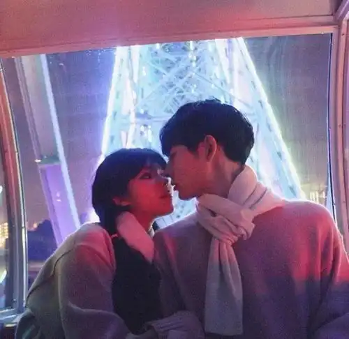  和女朋友也要拍一组这样浪漫的情侣照