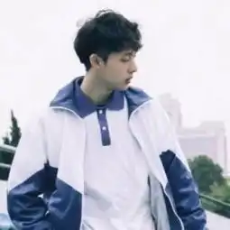  学生情侣头像一男一女穿校服qq头像情侣00后学生专用图片