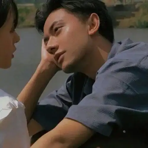  微信头像唯美头像宇航员头像带字头像男生头像女生头像情侣头像