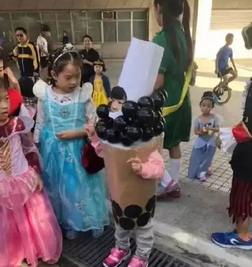  万圣节cos哪家强分分钟被这位幼儿园小朋友秒杀大写的服气