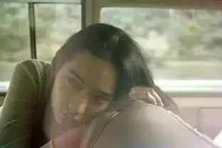 撬走闺蜜前男友,一脸心机却又性感撩人