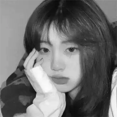  黑白女生头像氛围感,黑白女生头像高冷气质