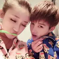  嘴角扬起只是一瞬间潮流情侣qq头像