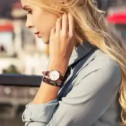  余文乐送老婆的礼物很走心那是因为没和这些东西比