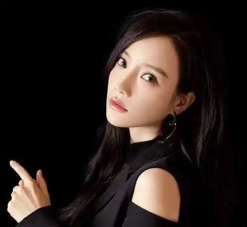 李小璐做公益救助病人获赠感谢信,马苏暗示被李小璐毁了前程