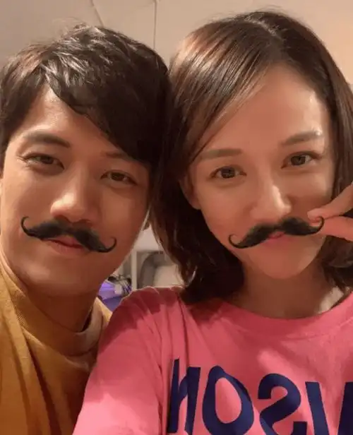  42岁陈乔恩疑似结婚称艾伦老公手指戴钻戒,公司回应有深意