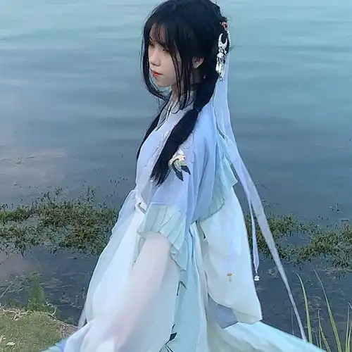  古风真人女生头像我知道京城的雪落不到江南