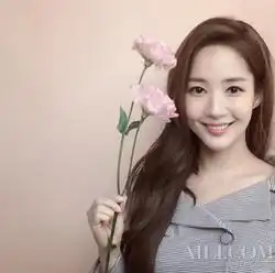  把自己包成礼物好感度100分的情人节妆容