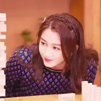  鹿晗情侣头像卡通鹿晗关晓彤卡通情侣头像