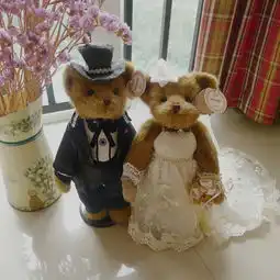  压床娃娃婚庆报价厂家