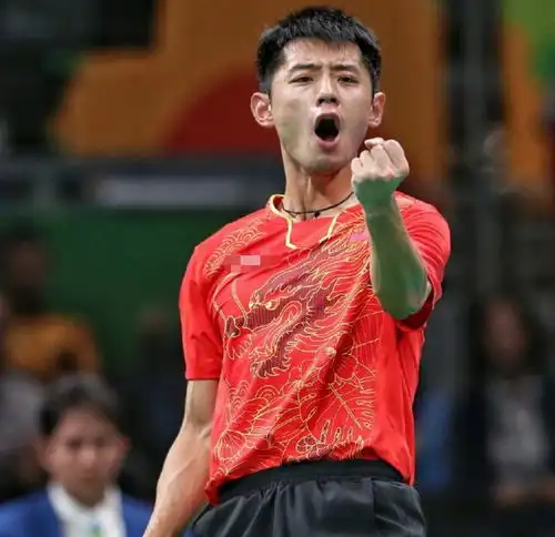  曝张继科执教日本成敌科父写七律诗辟谣,他头像早露真实态度